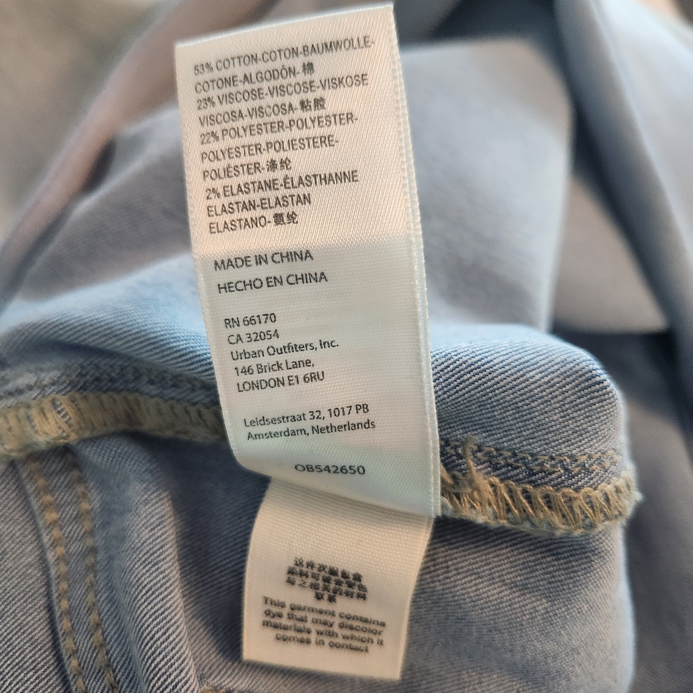 NWOT We The Free Flared Denim Jeans - Picture 8 of 9